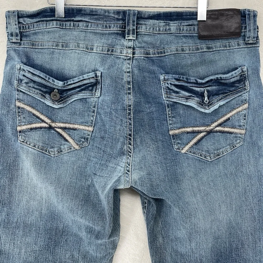 TK Axel Slim Bootcut Jeans Light Wash Distressed Blue Denim 38x32 Mens